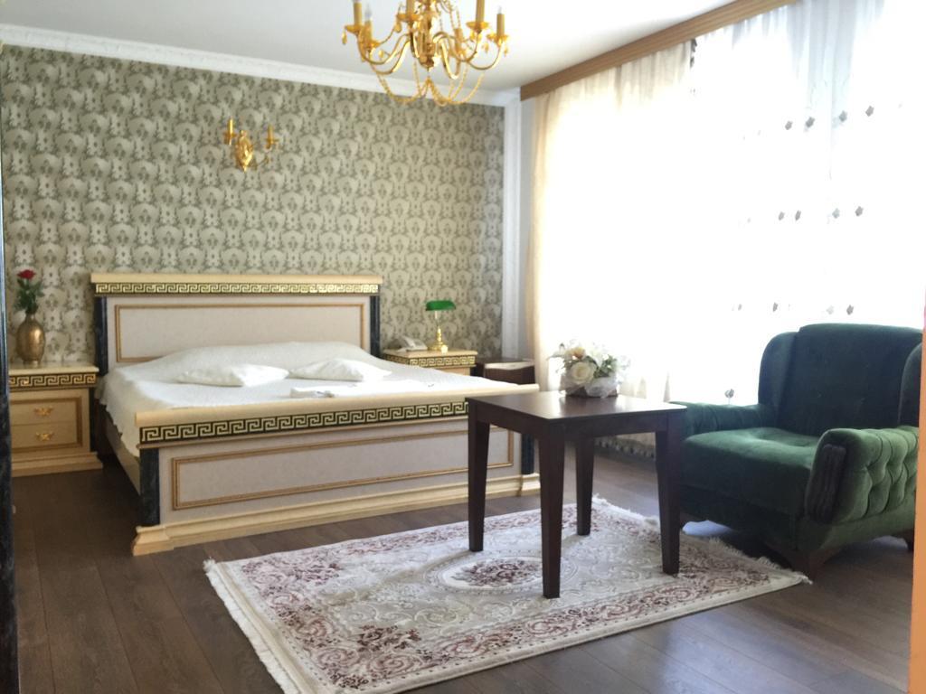 Hotel Adria 普里什蒂纳 外观 照片