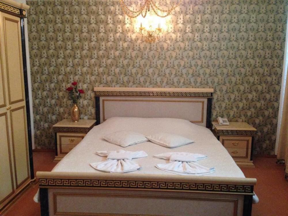 Hotel Adria 普里什蒂纳 外观 照片
