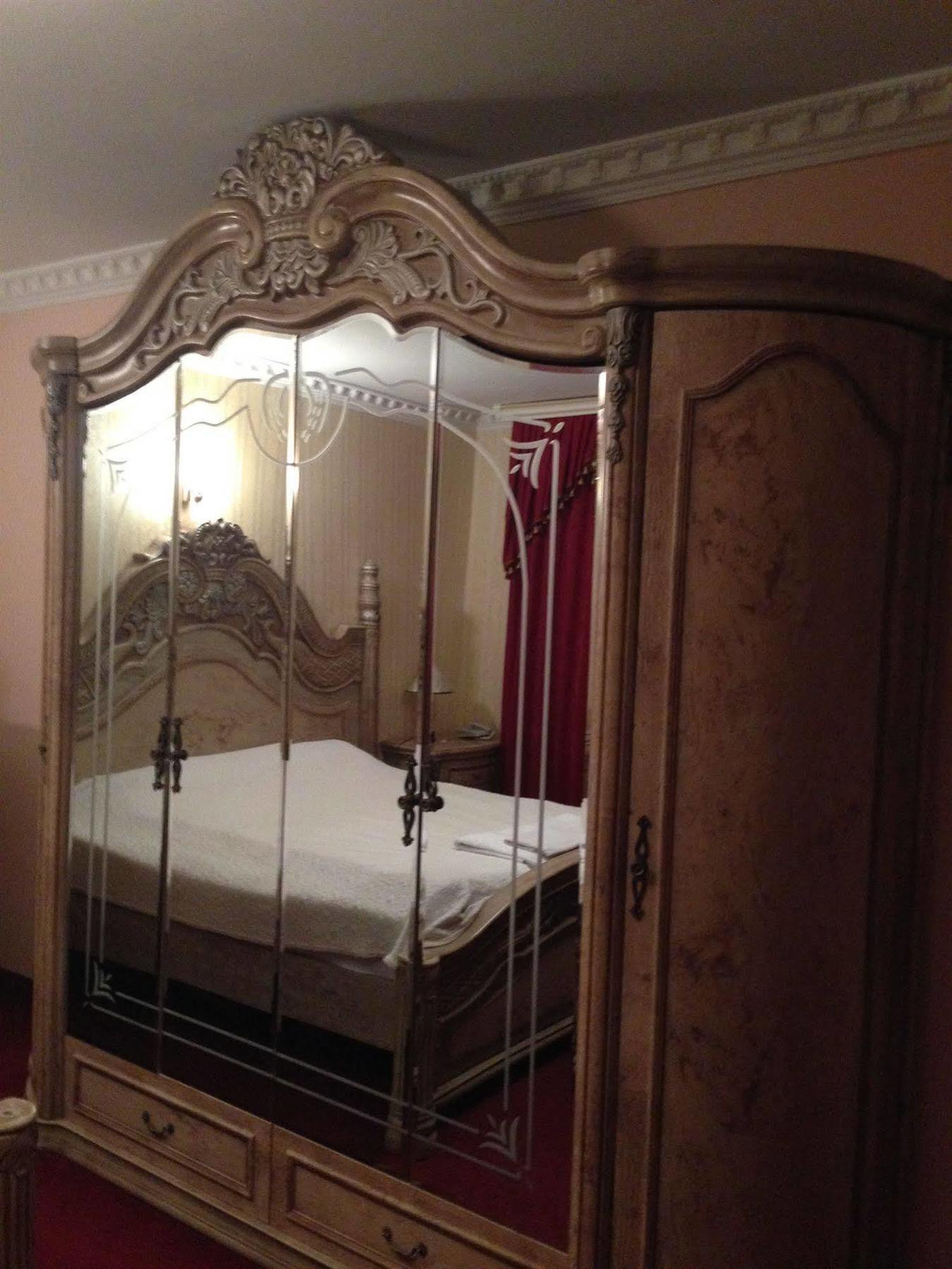 Hotel Adria 普里什蒂纳 外观 照片