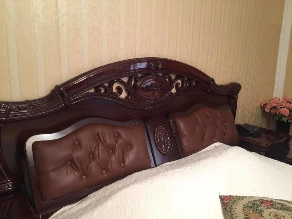 Hotel Adria 普里什蒂纳 外观 照片